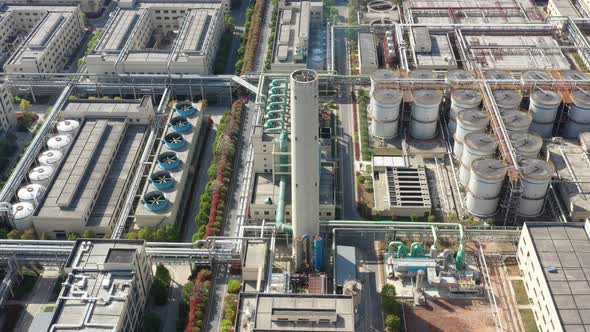 chemical plant in city alt