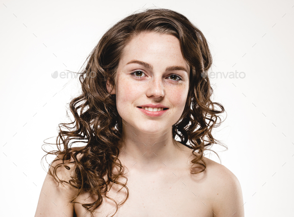 Curly hair nude