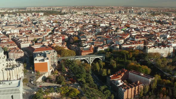 Slide and Pan Footage of Historic Segovia Viaduct and Buildings in Old Town alt