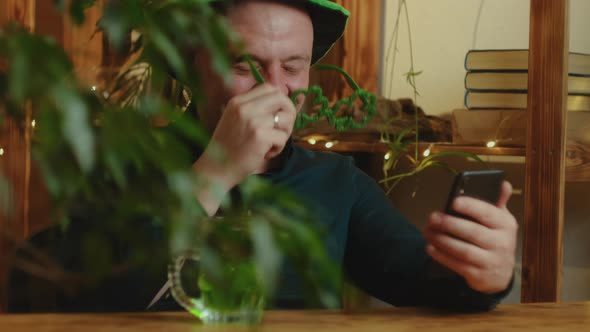 Man Celebrating Saint Patrick's Day alt