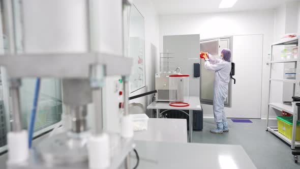 Laboratory for the Production of Biomaterials alt