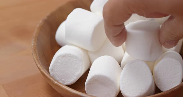 White cotton candy alt