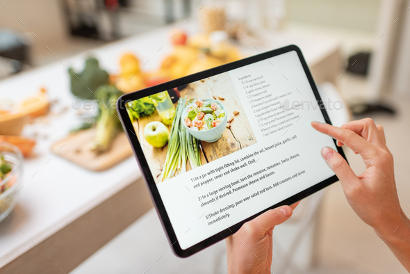 Cooking food using recipe on a digital tablet