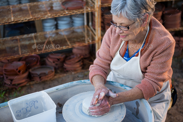 creative industries pottery wheel model mp