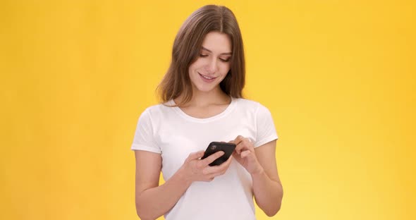 Social Media Enjoyment alt