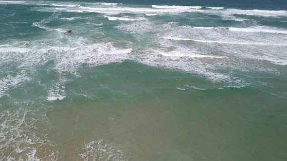 Trans Agulhas Race: Racers punch through shore break to beach, aerial alt