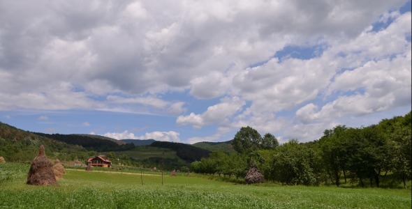 Clouds 1 - Time Lapse - 4k & 1080p Resolution