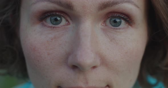 Macro Front Shot Female Eyes Staring Despair Slow Motion alt