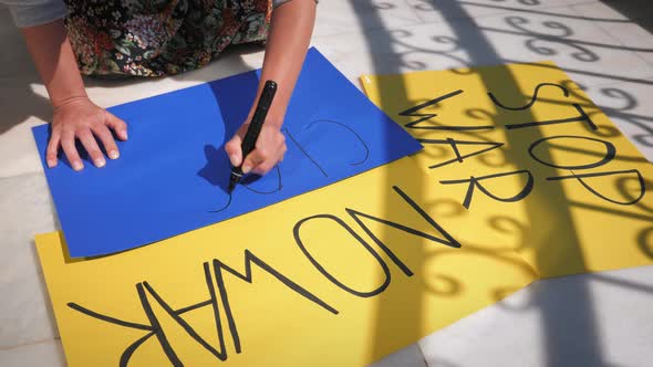 Close The Sky. No war. Stop War alt