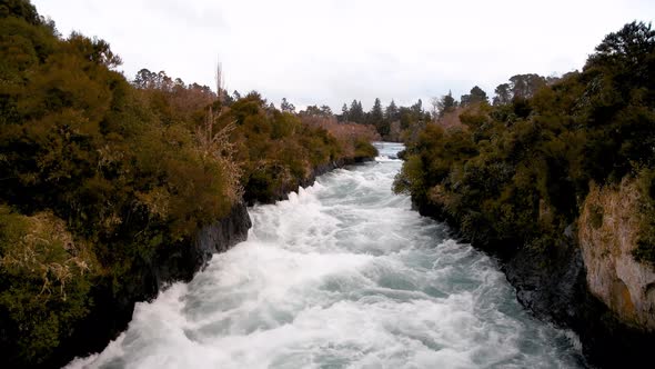 Amazing Waterfalls of Huka Falls New Zealand North Island alt