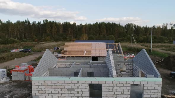 Construction of houses 24 alt