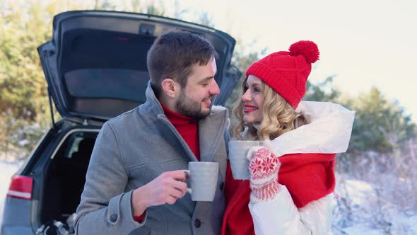 Nice Couple Have Weekend at Countryside at Winter Time alt