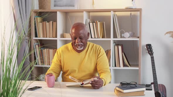 Interesting Book Inspired Man New Information alt