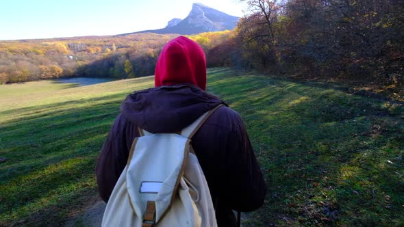 Outdoor Activities Travel Concept Man in Nature alt