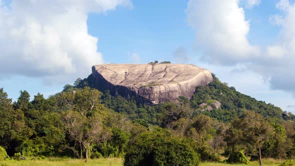 Pidurangala Rock Landscape, Sri Lanka Timelapse alt