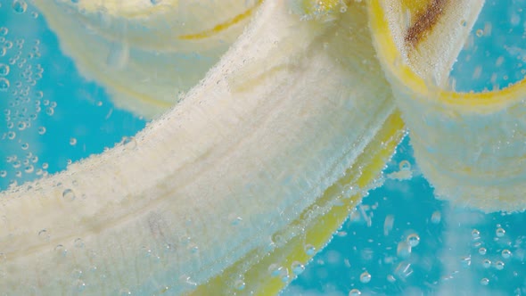 Banana Fruit Closeup in Water Under Water alt