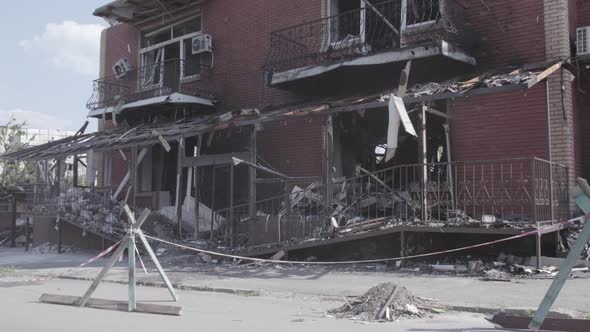 War in Ukraine  a Destroyed Building in the City of Makariv alt