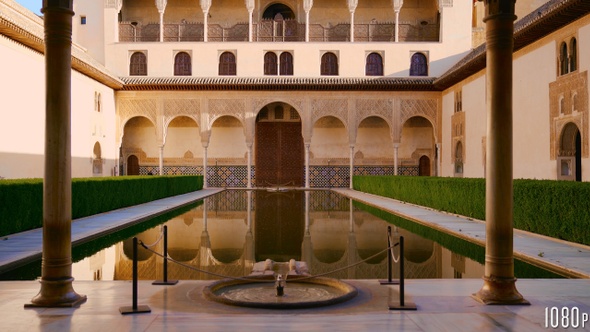 Courtyard of the Myrtles alt