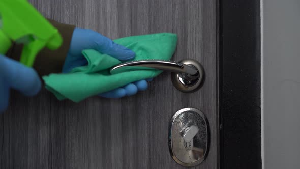 Cleaning and Disinfecting Public Spaces and Home for COVID-19 alt