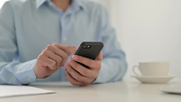 Using Smartphone, Text Messaging alt