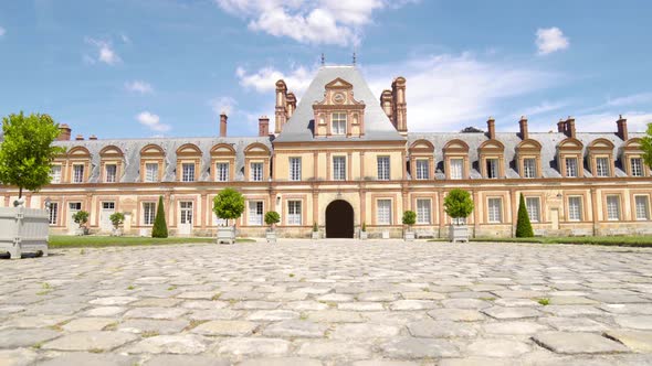 The Castle of Fontainebleau. Royal chateau de Fontainebleau in France alt