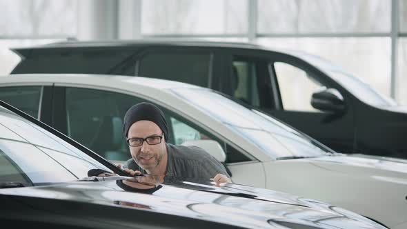 Funny Hipster Chooses a New Car alt
