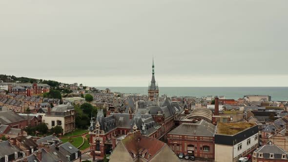 European City with Traditional Houses Located on the Banks of English Channel alt