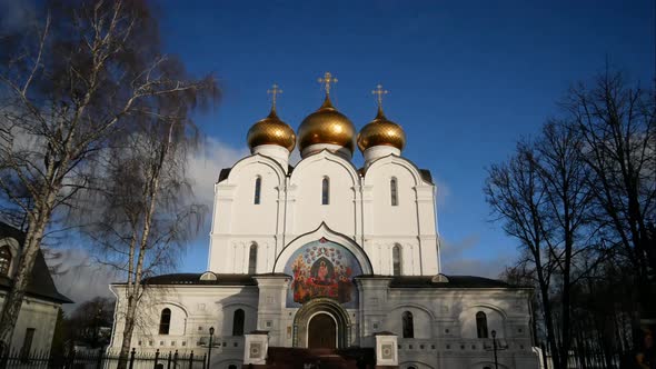 Assumption Cathedral Timelapse