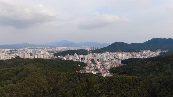 South Gyeongsangbuk Do Gumi City Housing Apartment Mountain