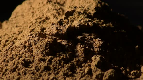 Powder Cinnamon Rotating alt