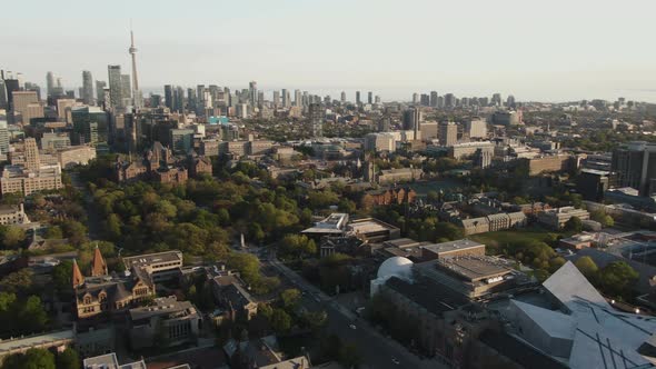 Beautiful aerial shot of an urban panorama in Toronto: hundreds of buildings inhabit a city alt