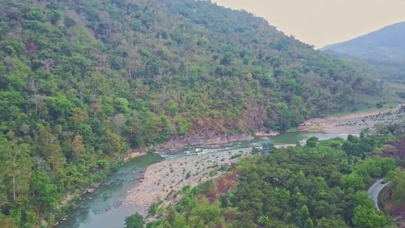 Drone Shows Rocky River Turns Among Pictorial Highland alt