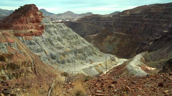 The Lavender Pit Mine, Bisbee, Arizona. The upper section, an open copper pit mine. alt