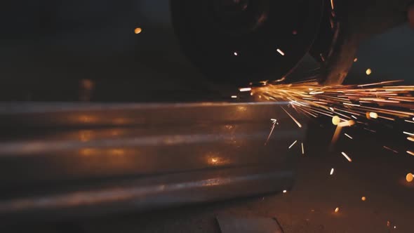 Man Works Circular Saw alt