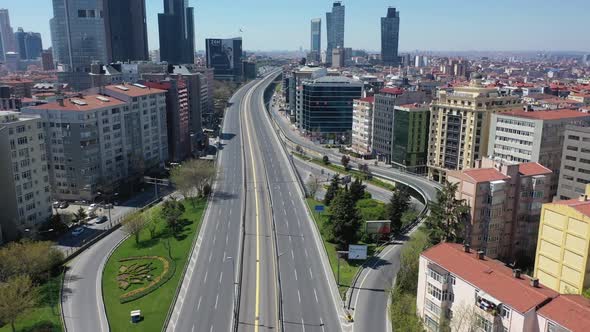 Empty Istanbul Roads During a Pandemic