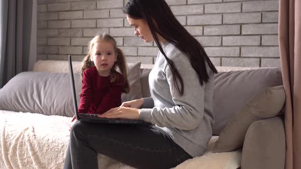 Stayathome Mom Job Searching alt