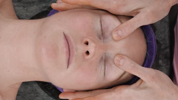 Vertical Video Face Massage