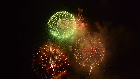 Spectacular sparkling fireworks display