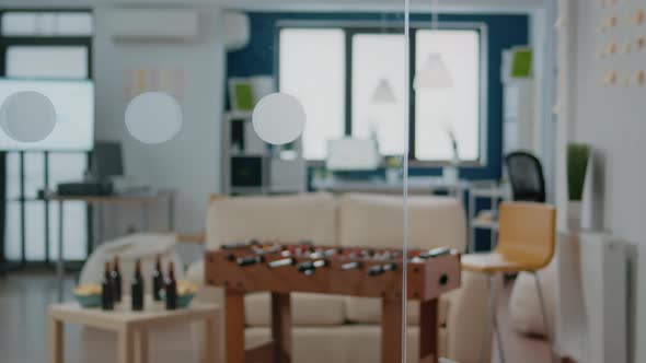 Nobody in Workplace with Fun Activity for Meeting After Work alt