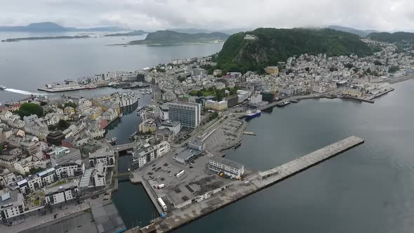 Alesund Overview Revers