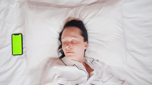 Adult Caucasian Woman in Bed Awake alt