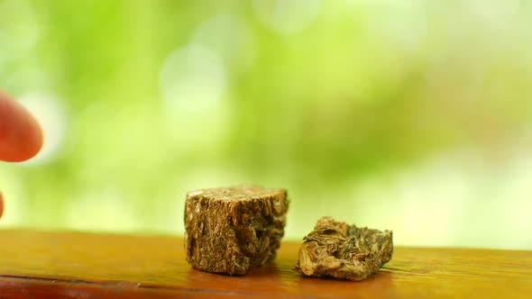 Pressed Cannabis Cube, Concept for the Legalization of Medical Cannabis alt