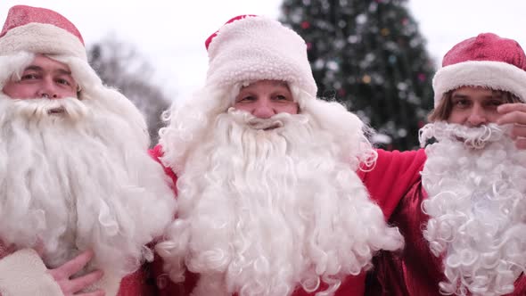 Santa Claus Wishes Children a Happy New Year and Merry Christmas Magic Time for Kids alt