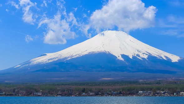 4K Timelapse Mt.Fuji at Lake Yamanaka, Yamanashi, Japan