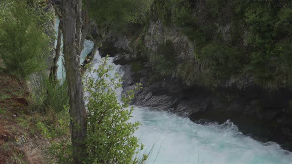 River Flow in Gorge alt