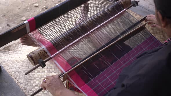 Makes Yarn sasak ende lombok alt