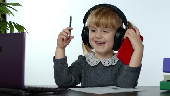 Back To School, Online Learning, Distance Lesson, Education at Home, Technology for Schoolgirl Child alt