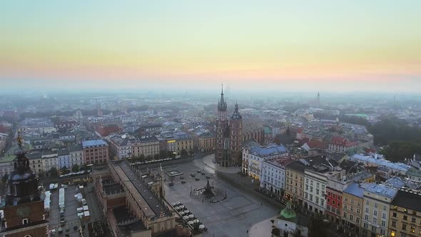 Mary's Church on the Main Square in Historical Center of Krakow, Poland alt