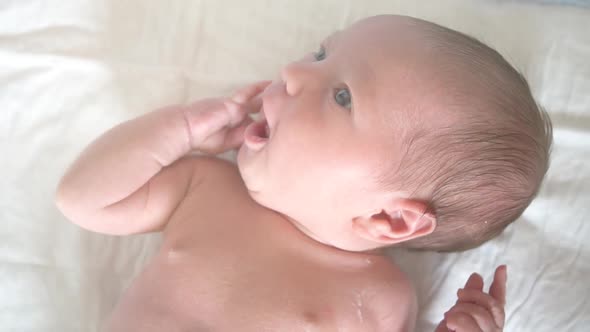 infant age 1 week after delivery alt