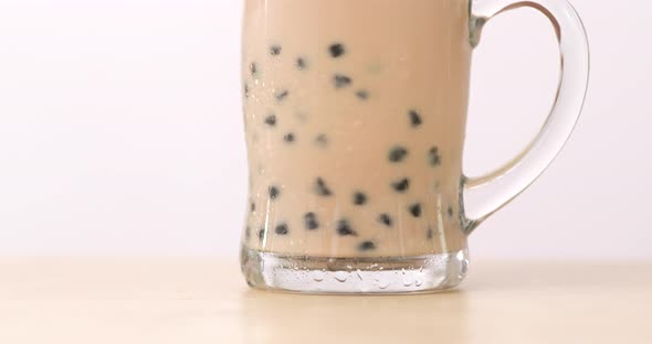 Taiwan bubble milk tea alt